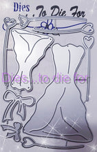 Load image into Gallery viewer, Dies ... to die for LLC metal cutting die - Bouquet holder with hearts - Flowers
