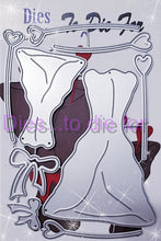 Load image into Gallery viewer, Dies ... to die for LLC metal cutting die - Bouquet holder with hearts - Flowers
