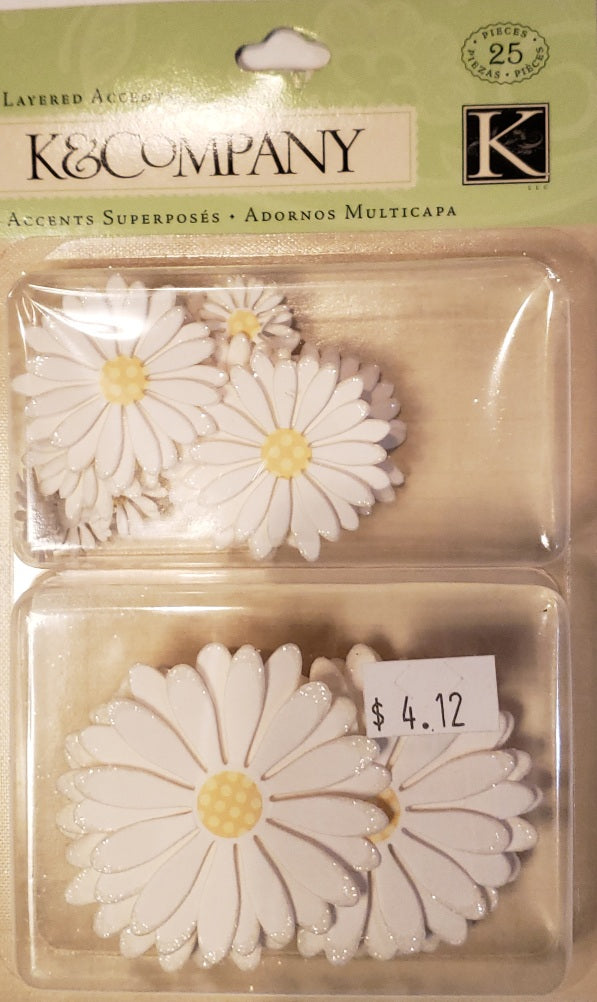 K and company layered accents chipboard shapes - Dasies
