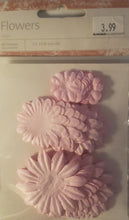 Load image into Gallery viewer, Kaiser craft - paper silk Fabric flowers large