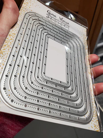 Gina Marie Metal cutting die - Big and little pierced chain rounded Rectangle