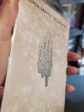 Load image into Gallery viewer, Gina Marie Metal cutting die - Claw Slash
