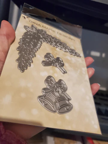 Gina Marie Metal cutting die - Corner pine swag with bells