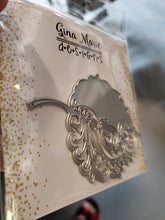 Load image into Gallery viewer, Gina Marie Metal cutting die - Flourish leaf