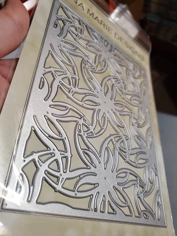 Gina Marie Metal cutting die - Flower twill