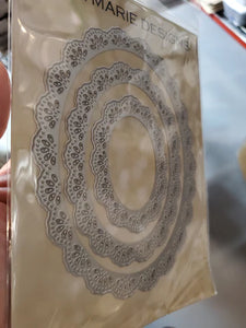 Gina Marie Metal cutting die - frilly lace nested oval