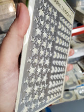 Load image into Gallery viewer, Gina Marie Metal cutting die - Heart sand star confetti