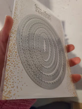 Load image into Gallery viewer, Gina Marie Metal cutting die -  Peekaboo oval frame - peek a boo peek-a-boo