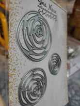 Load image into Gallery viewer, Gina Marie Metal cutting die -  Rose knot