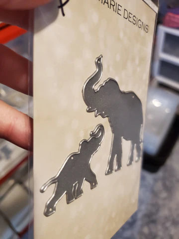 Gina Marie Metal cutting die - Trunks up Elephant